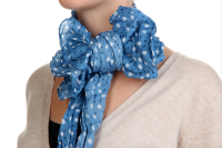 7 Useful Tips on Wearing a Scarf